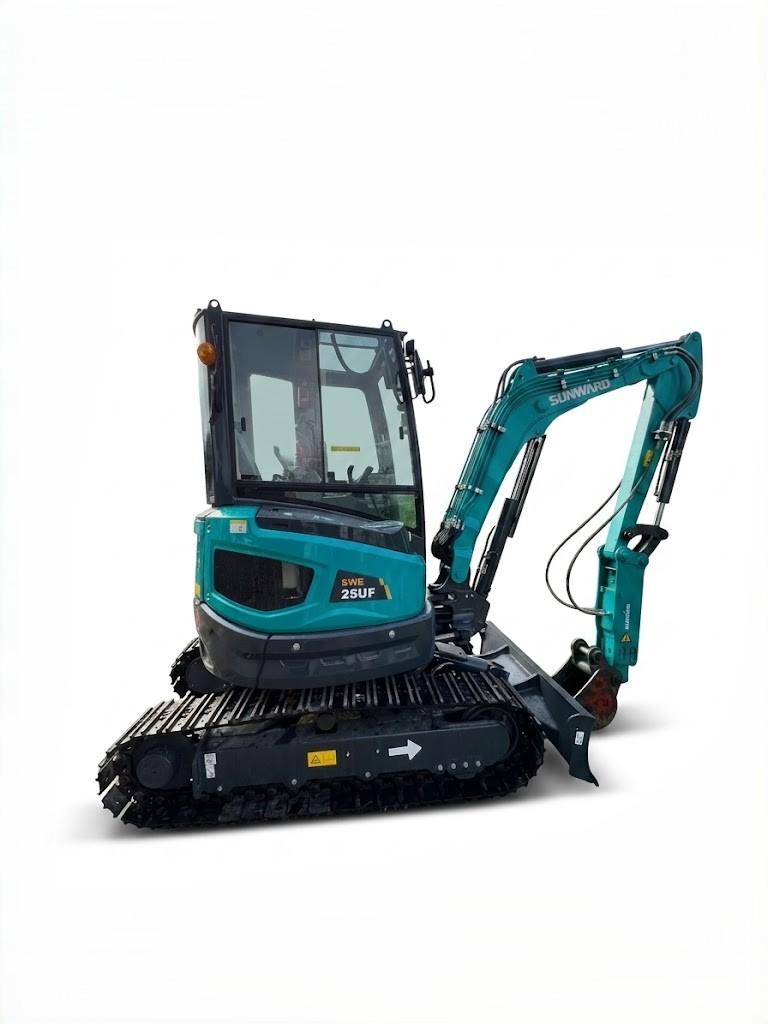 Мини-экскаватор SUNWARD SWE25UF